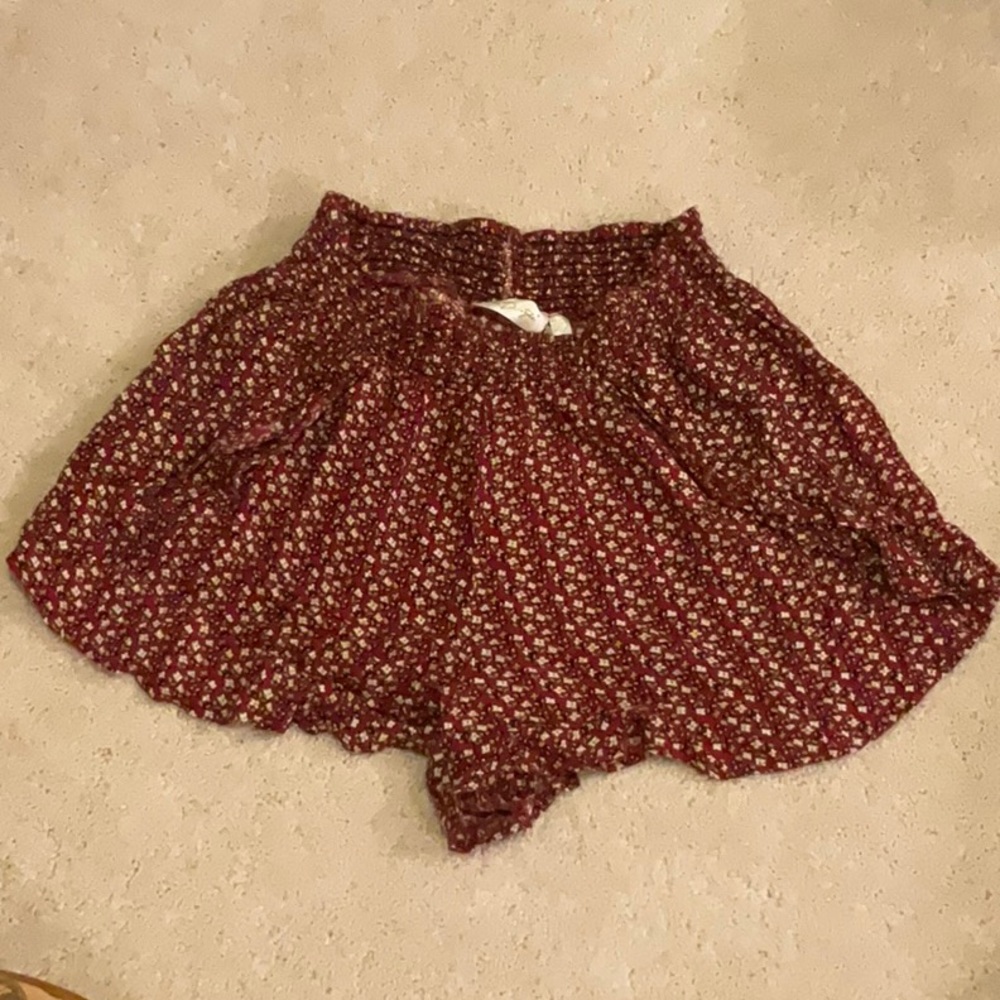 Flowy floral shorts